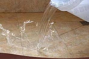 固安漏水维修 免砸砖防水材料该如何施工